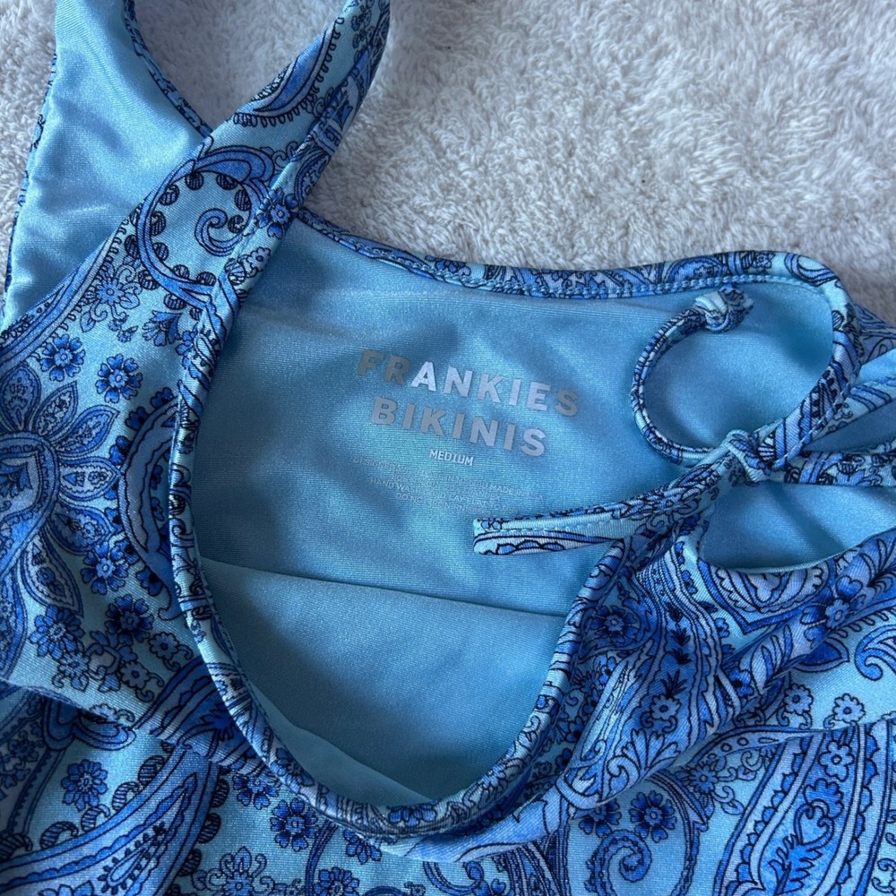 Frankies Bikinis Honey One Shoulder One Piece Swimsuit Size M Blue Paisley - Picture 2 of 4